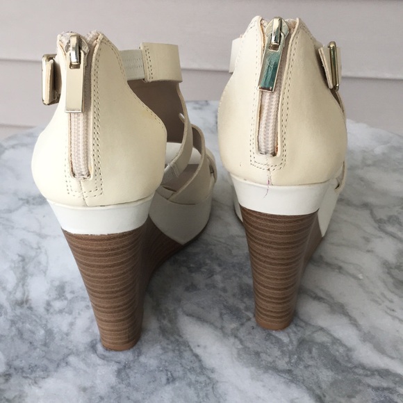 INC women’s wedge shoes. - Picture 3 of 6